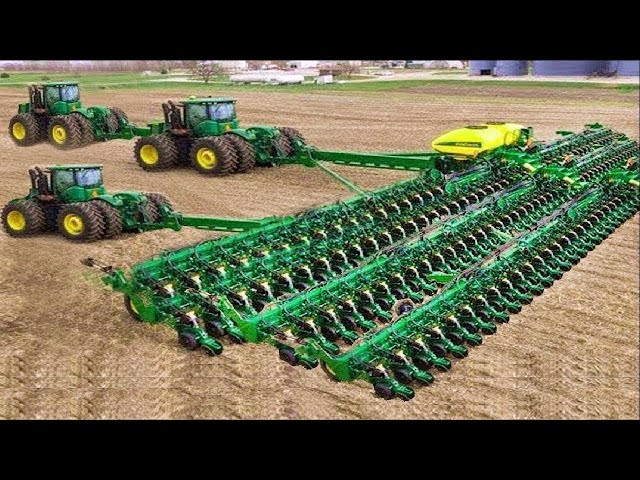 Best Agricultural Tools for Large-Scale Farming in Uganda